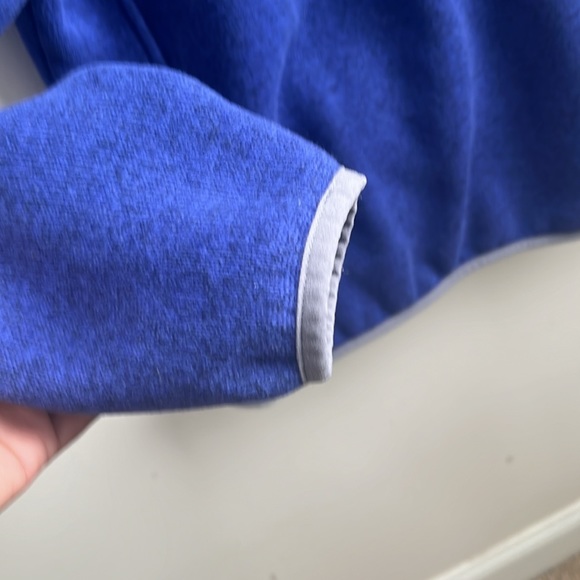 S, L.L. Bean Henley Pullover - Picture 5 of 6